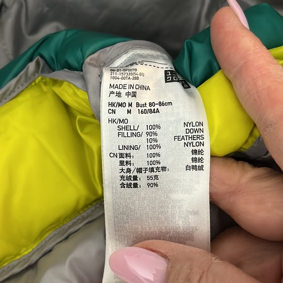 Uniqlo lightweight down puffer jacket coat size M - Picture 10 of 10